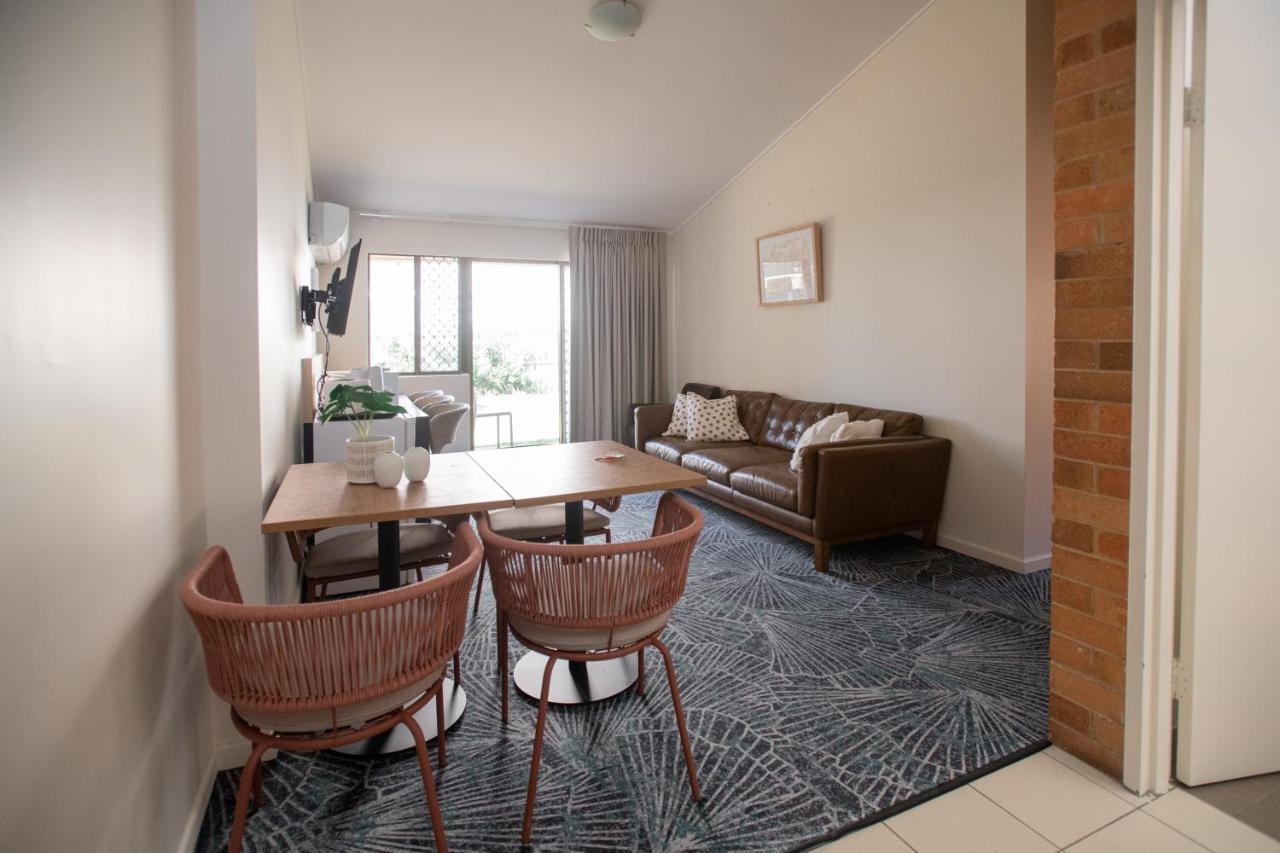 Bribie Island Hotel Bellara 外观 照片