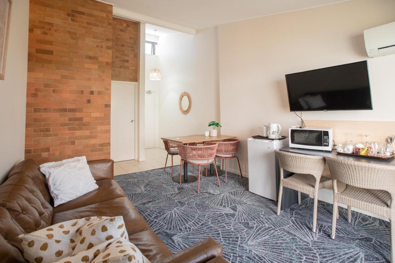 Bribie Island Hotel Bellara 外观 照片