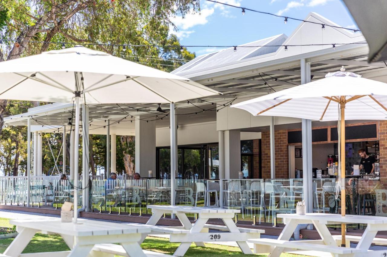 Bribie Island Hotel Bellara 外观 照片