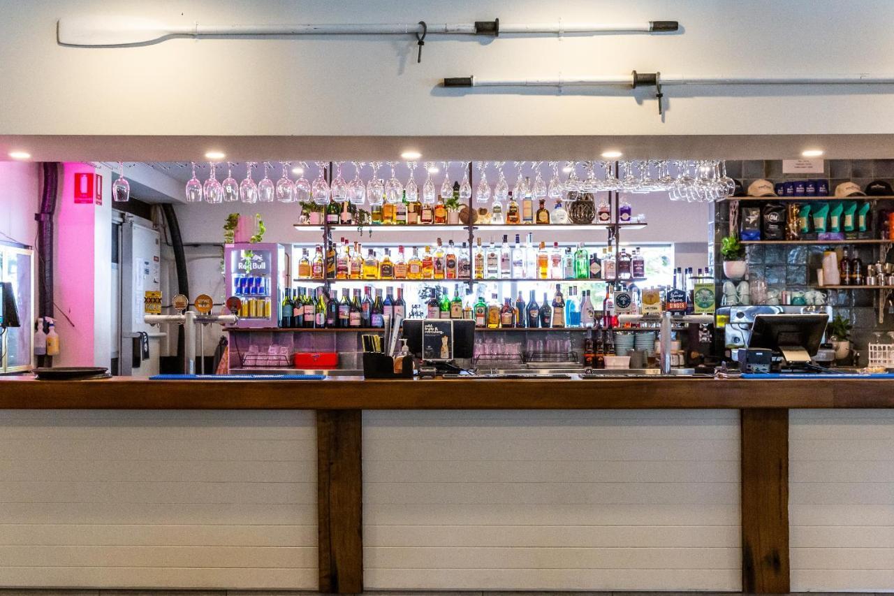 Bribie Island Hotel Bellara 外观 照片