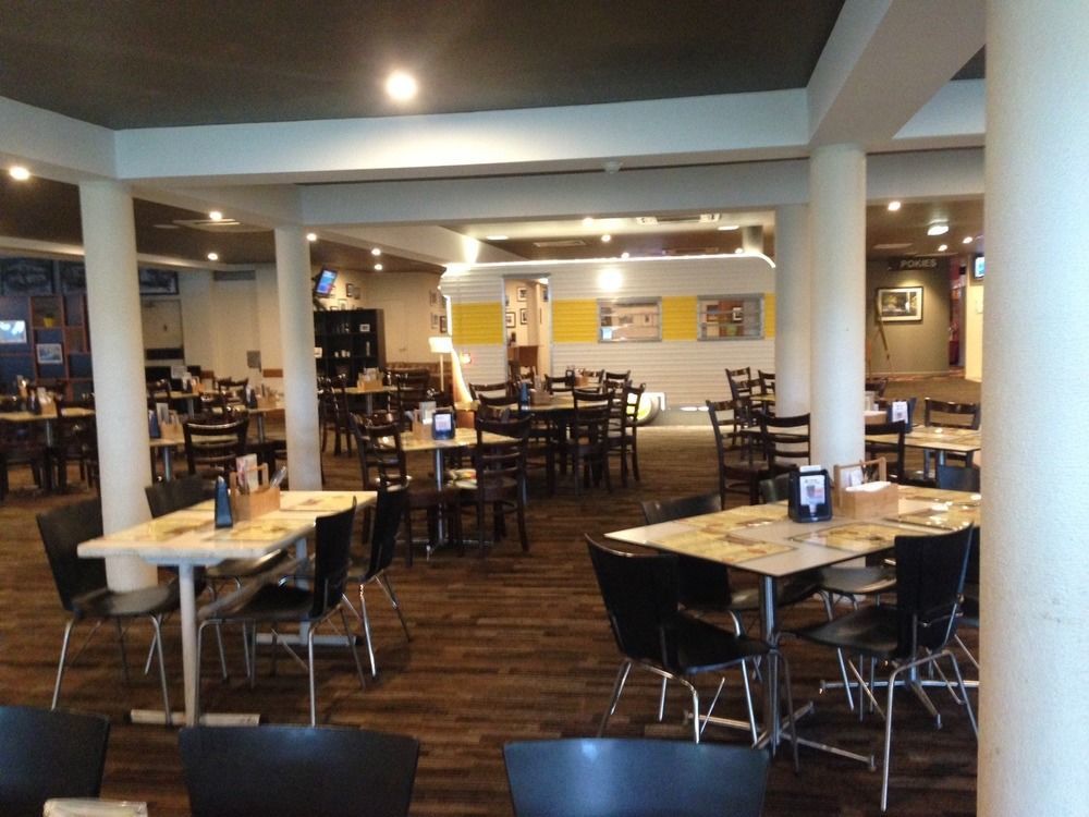 Bribie Island Hotel Bellara 外观 照片
