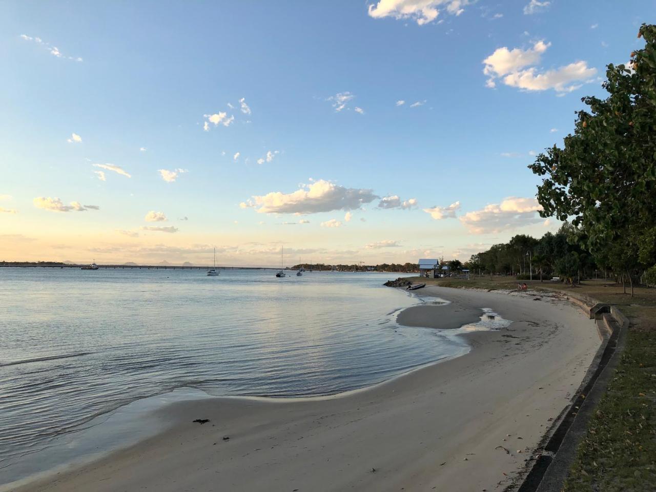 Bribie Island Hotel Bellara 外观 照片